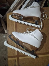 Figure Ice Skates Riedell Women White Sapphire Blades w/Blades Guards/cover sz10