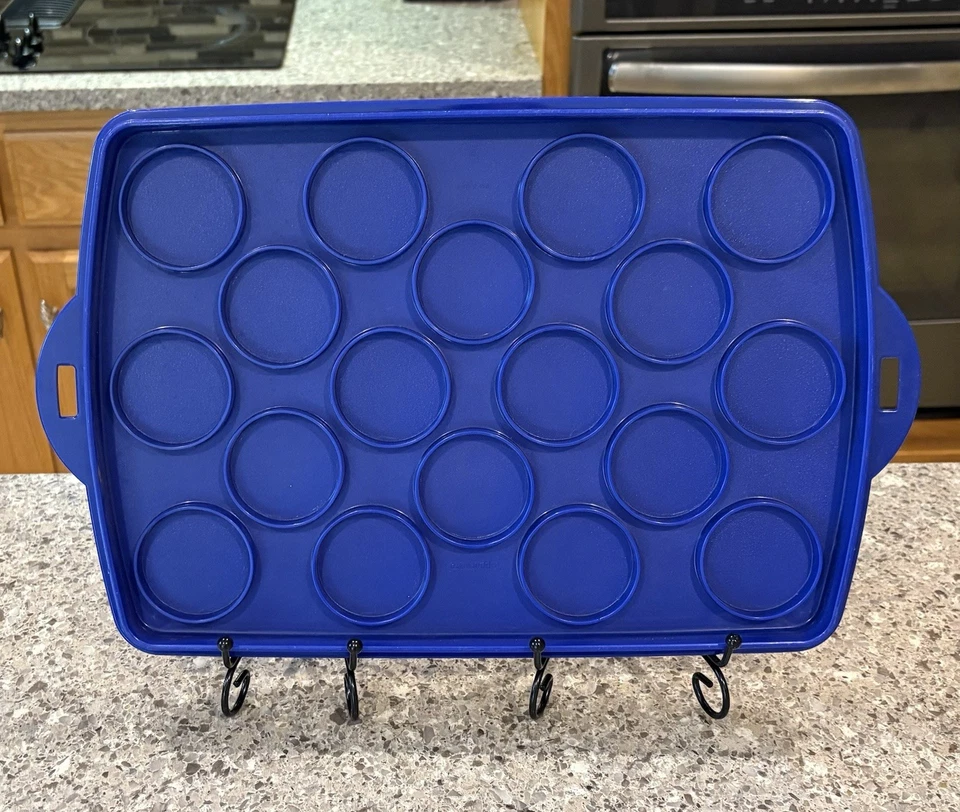 Tupperware BAKE N TAKE 18-Cupcake / 9x13” Rectangle Cake Taker: Blue • Sealed - Image 4 of 4