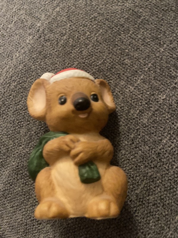Vintage LEFTON Christmas Santa Koala Bear Holding Bag Figurine 4” X 2”