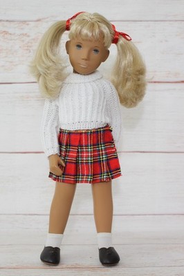 SASHA DOLL Kilt  #4-109 . Trendon 1969. Full center. RARE