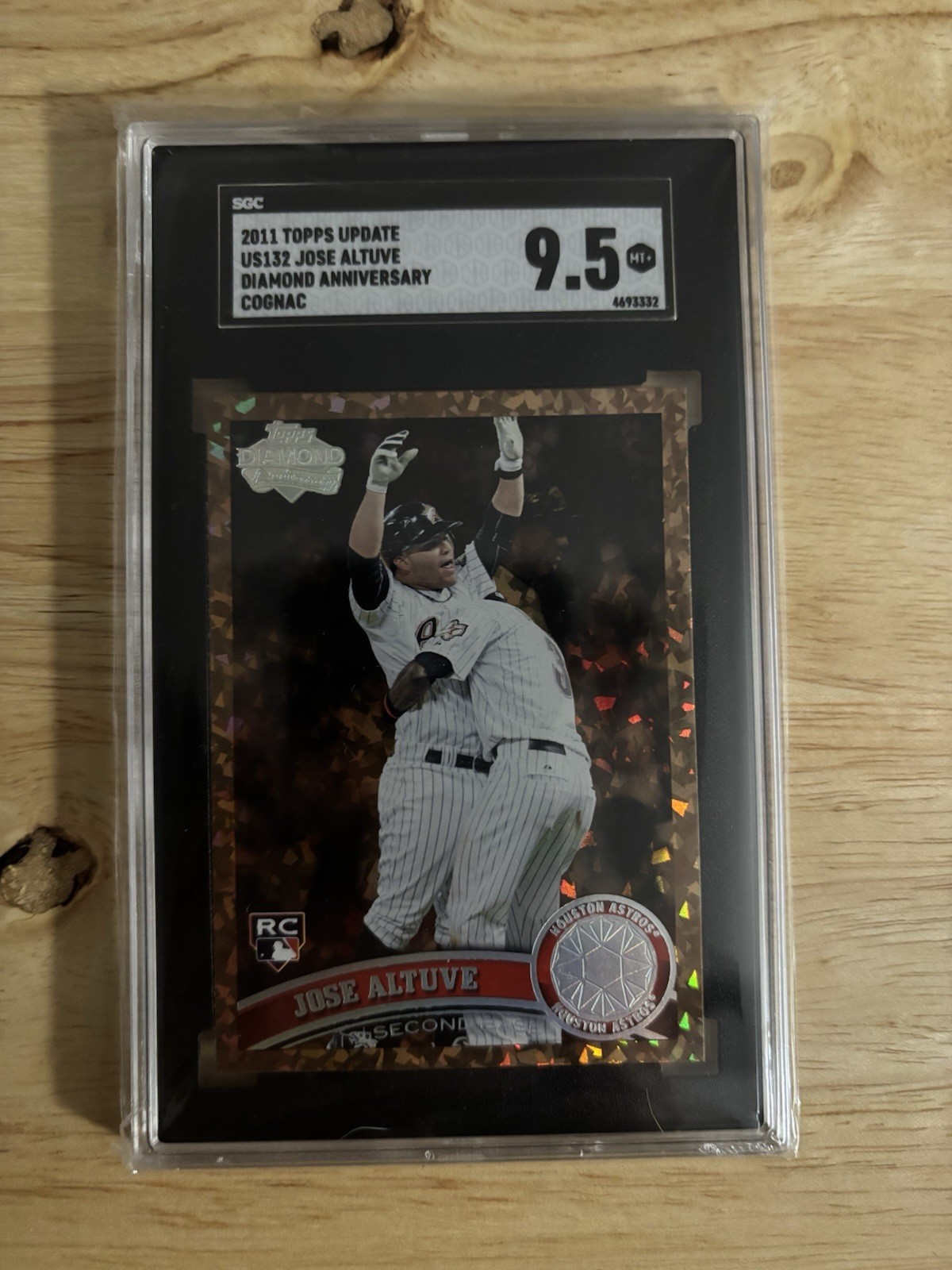 2011 Topps Update Jose Altuve Cognac Diamond Anniversary