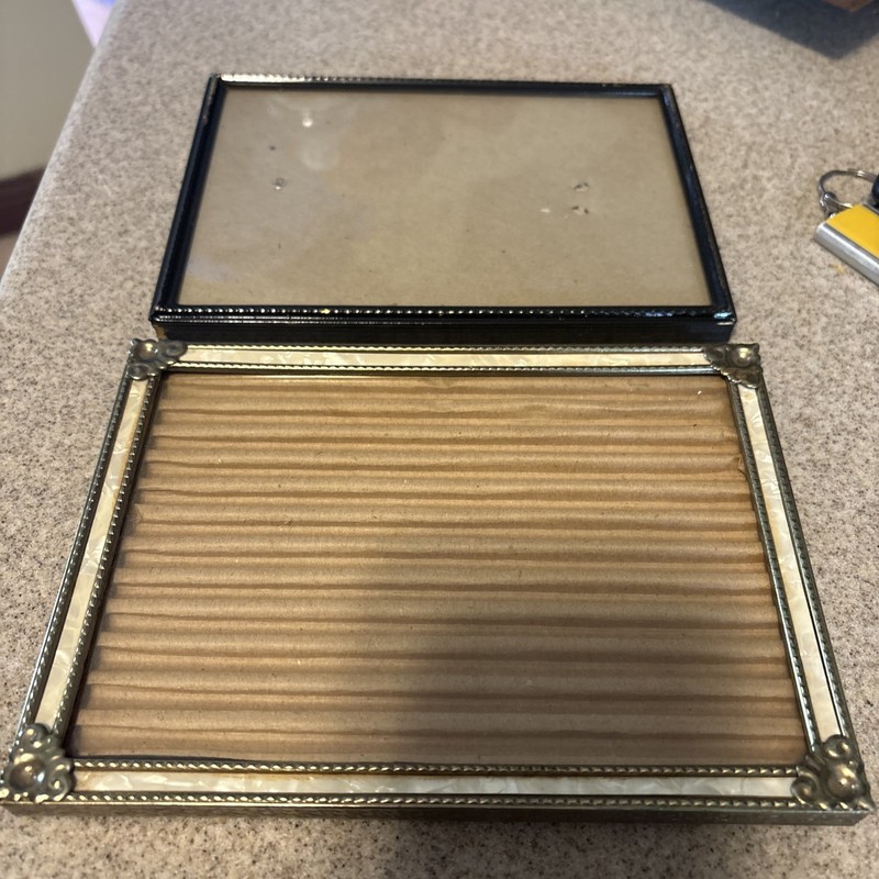 Vintage Lot Of 2 5x7 Picture Frames Mother Of Pearl And Black Glass Front
