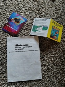 Juego de acci&oacute;n NES en caja sistema de entretenimiento Nintendo con Zapper y Super Mario Bros