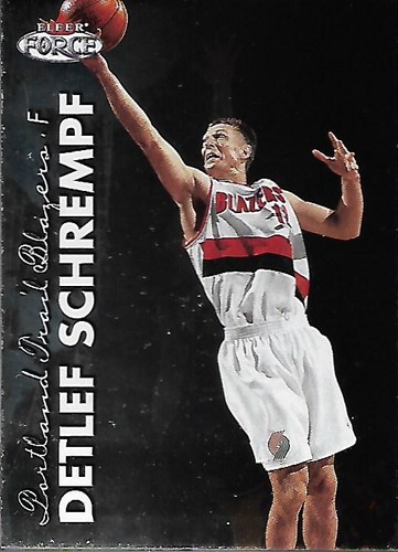 1999 Fleer Force Detlef Schrempf #198 card