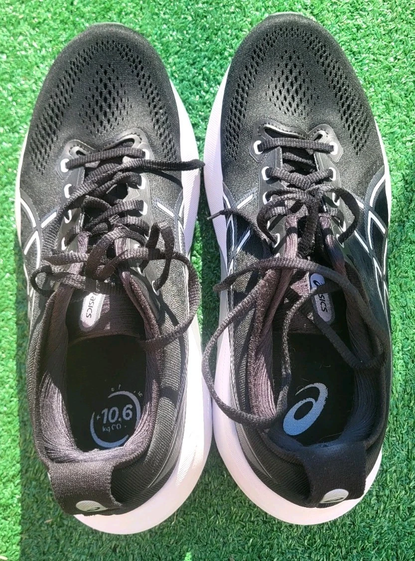 ASICS Gel Kayano 31 Black White for Sale | Authenticity Guaranteed ASICS Gel Kayano 31 Black White for Sale | Authenticity Guaranteed