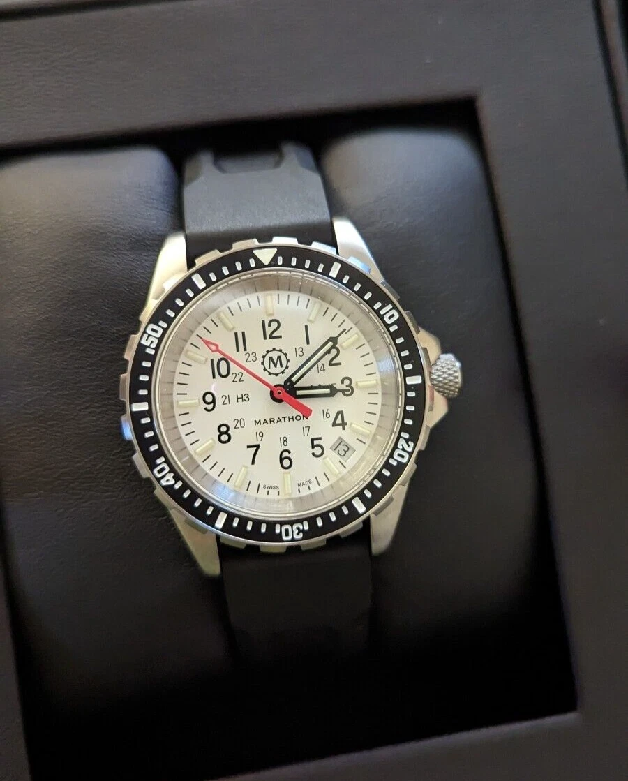 Marathon medium diver quartz sale