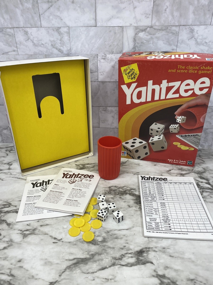 Yだよ 海外ポケカセット Yahtzee MB 1998 Vintage Board Game Milton Bradley Hasbro Made In