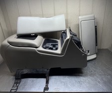 03-06 Chevygmc Avalanche Suburban Yukon Tahoe Silverado Center Console 03-06 Chevygmc Avalanche Suburban Yukon Tahoe Silverado Center Console