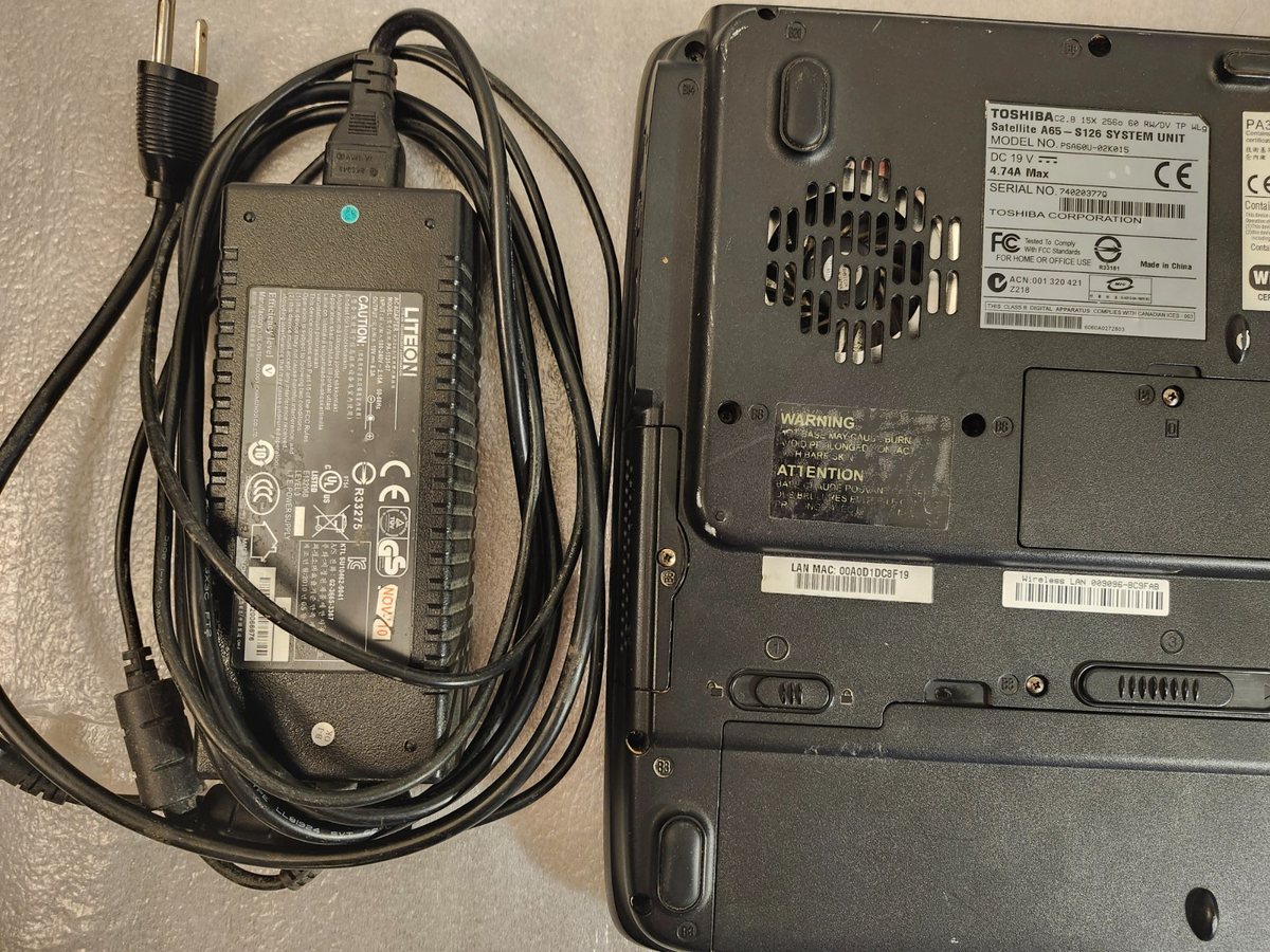 Toshiba Satellite A65-S126 Celeron 2.8GHz 128MB RAM with Charger