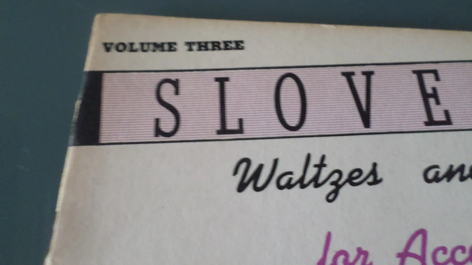 LOT: Slovenian Waltzes & Polkas for Accordion - Yankovic - volumes 1,2,3,4 - Image 4 of 4