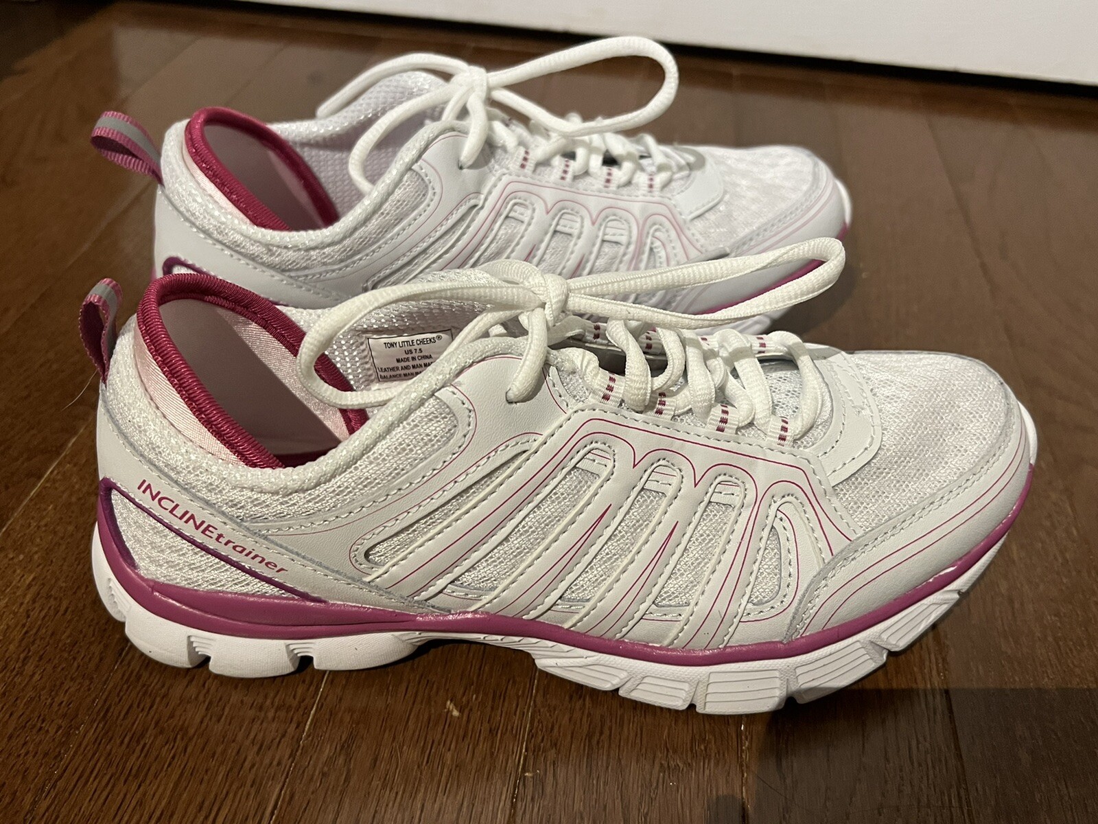 Picture 1 of 8