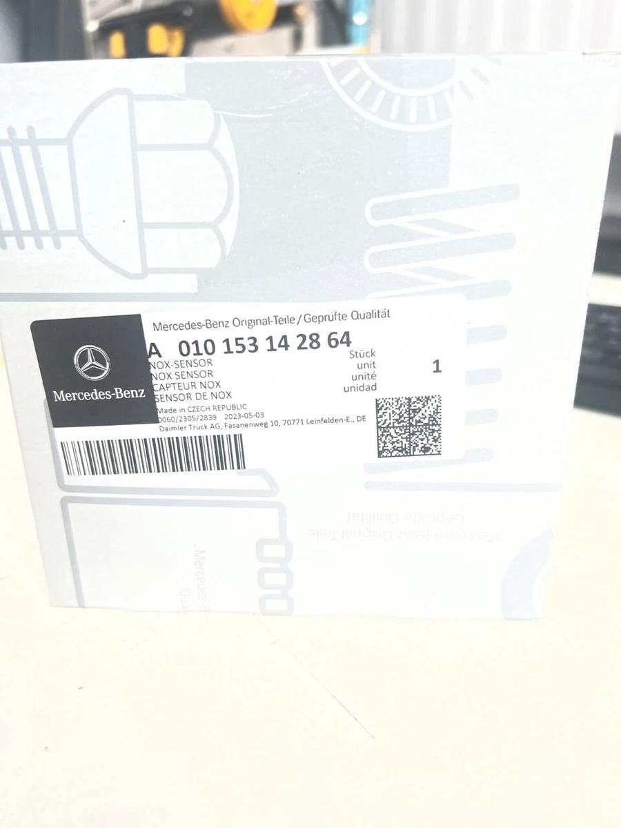 NEW Genuine Mercedes Benz Original Teile NOX Sensor A010153142864 