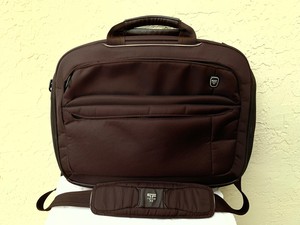 discontinued tumi luggage