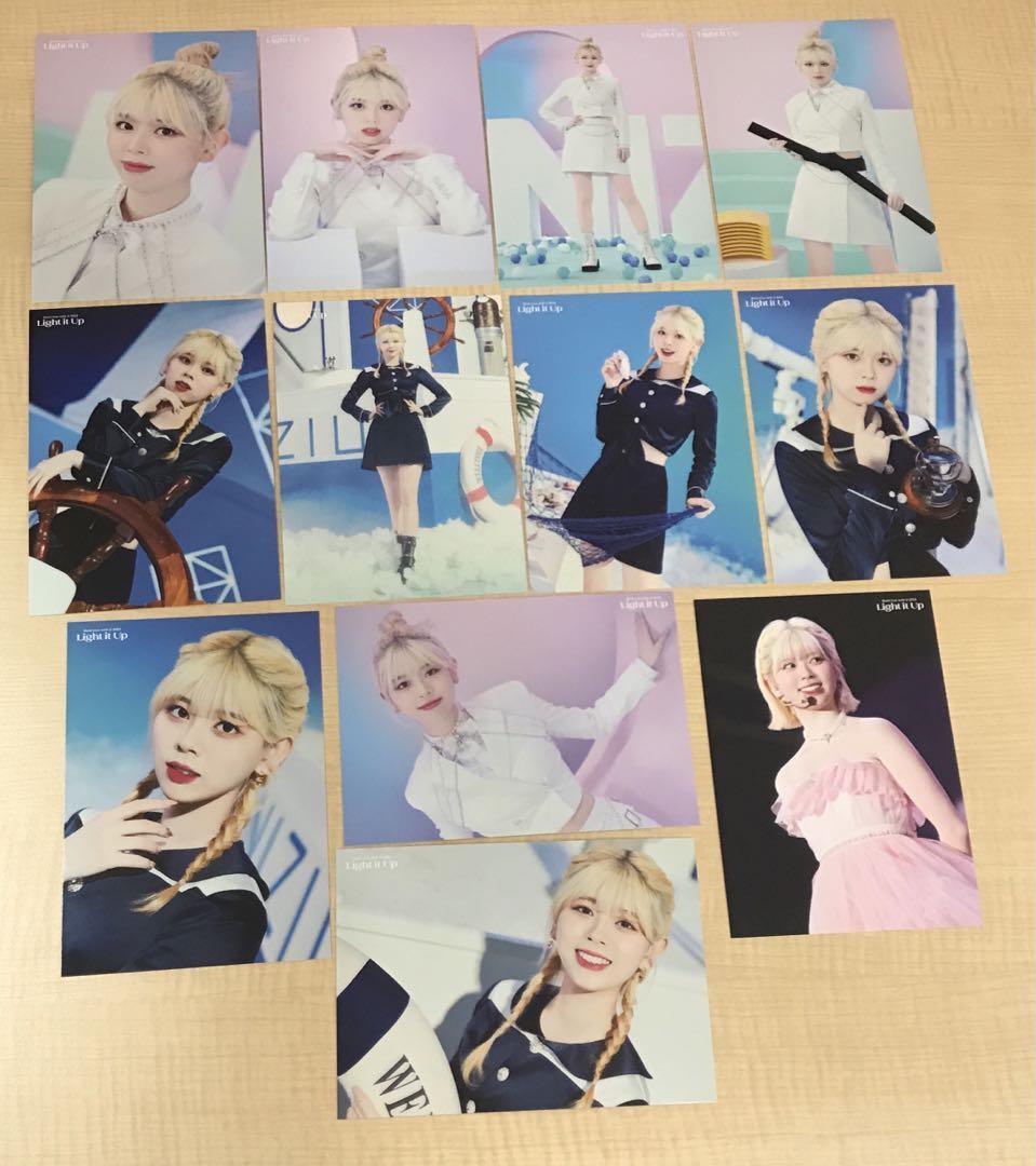 NiziU Trading Card lot set 21 Riku Light it Up Burn it UP