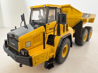 1:50 Komatsu HM400-1 Articulated Dump Truck By Die-Cast Promotions 40014