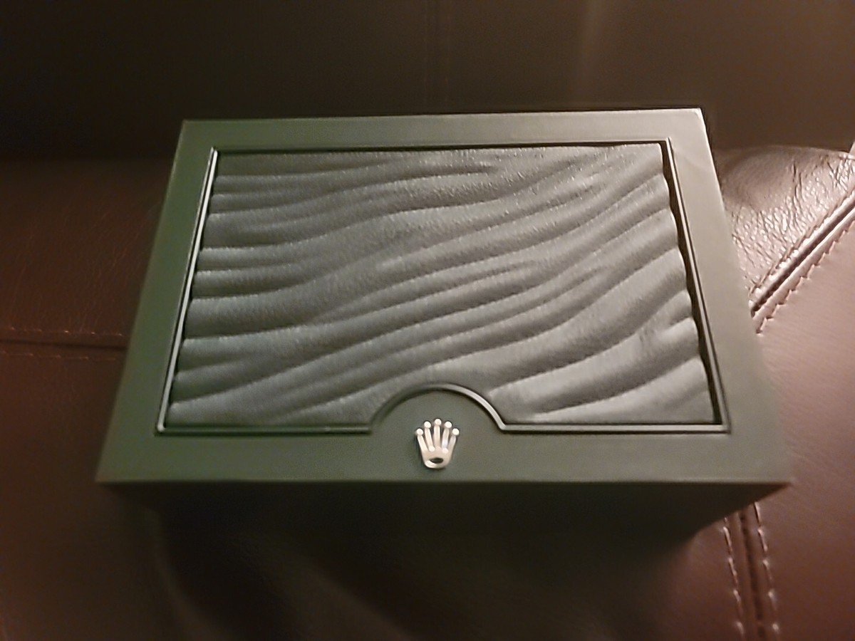 Original Rolex Green Box In Mint Condition!! 39139.04 Clean box