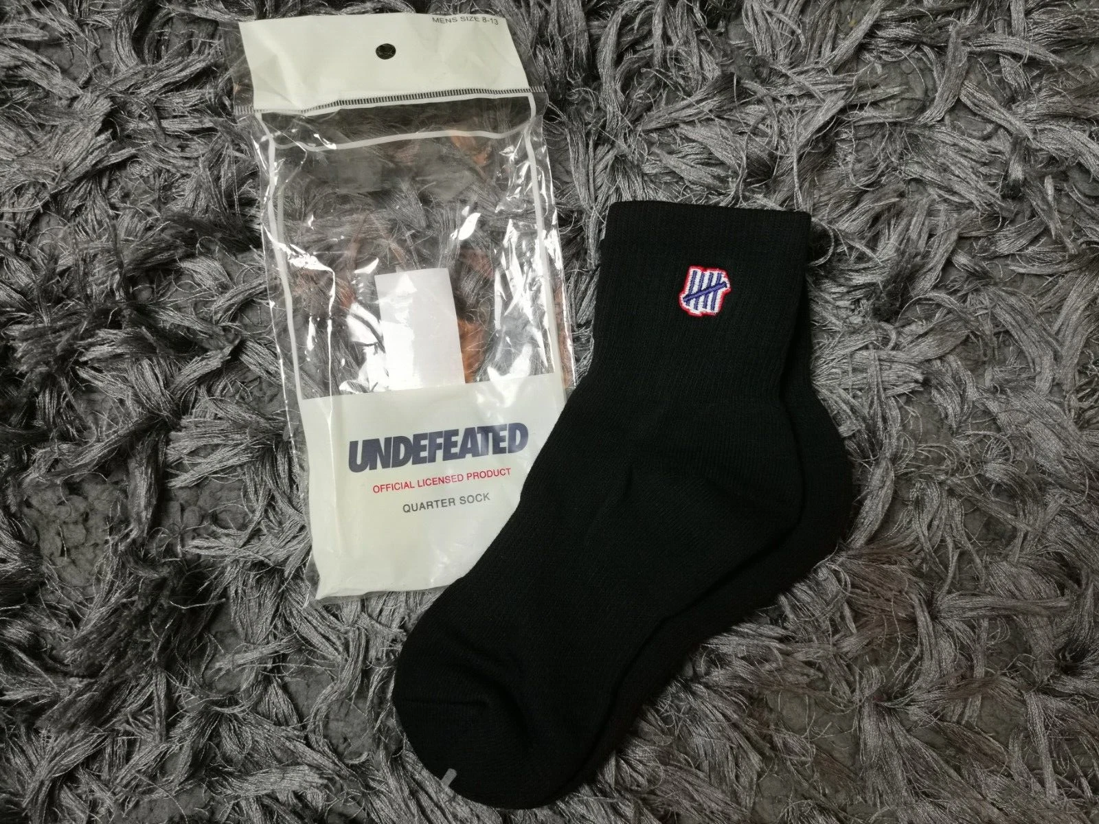 UNDEFEATED Logo Cotton Crew Socks - Black