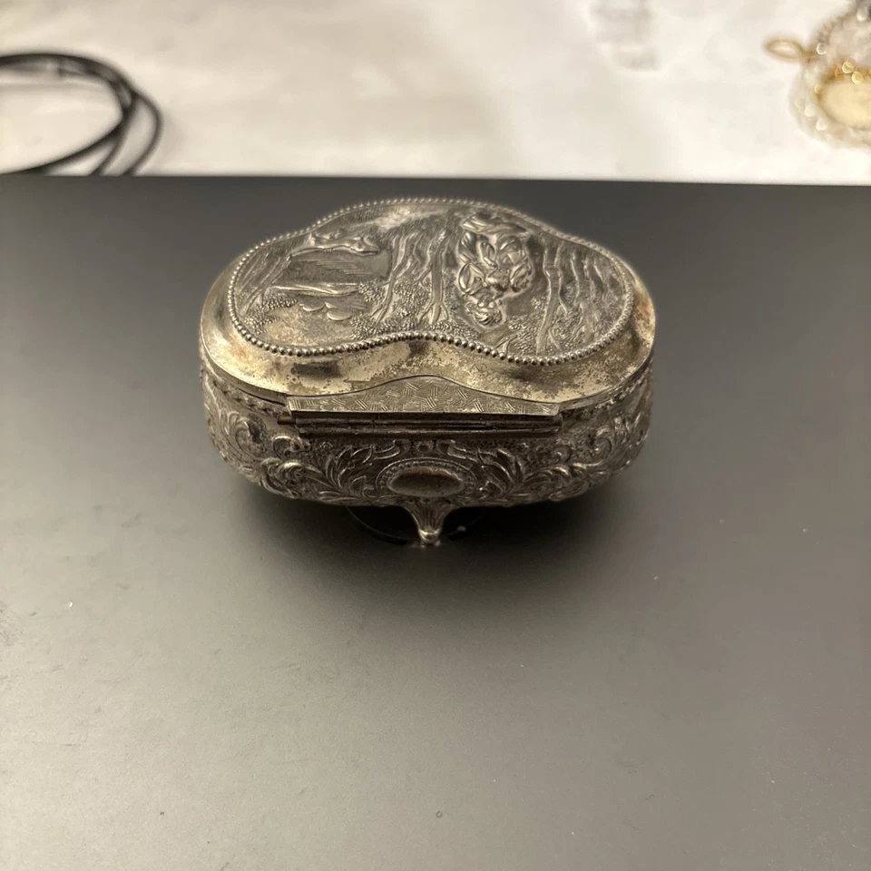 Caja baratija japonesa Foto 3 de 4