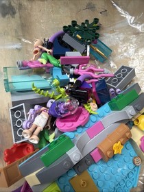 LEGO Disney 41145 Little Mermaid Minifigure Set Ursula, Ariel, Flounder