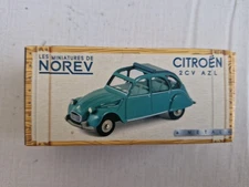 1:43 Scale Les Miniatures De Norev Citroen 2CV AZL Sedan Green CL1521