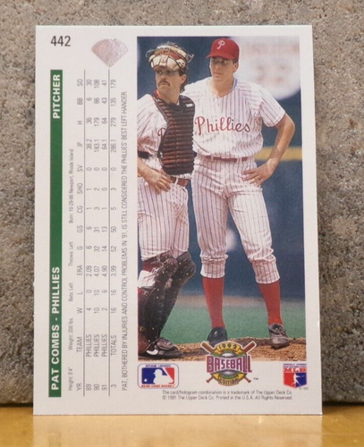 AWESOME PHOTO ON OLDER BASEBALL CARD PHILLIES PAT COMBS - WARMUP IN THE BULLPIN - Picture 2 of 2