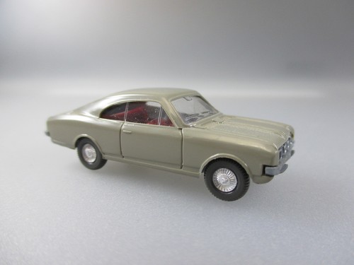 Wiking:Opel Commodore, eing.Lenkrad (PKW25)