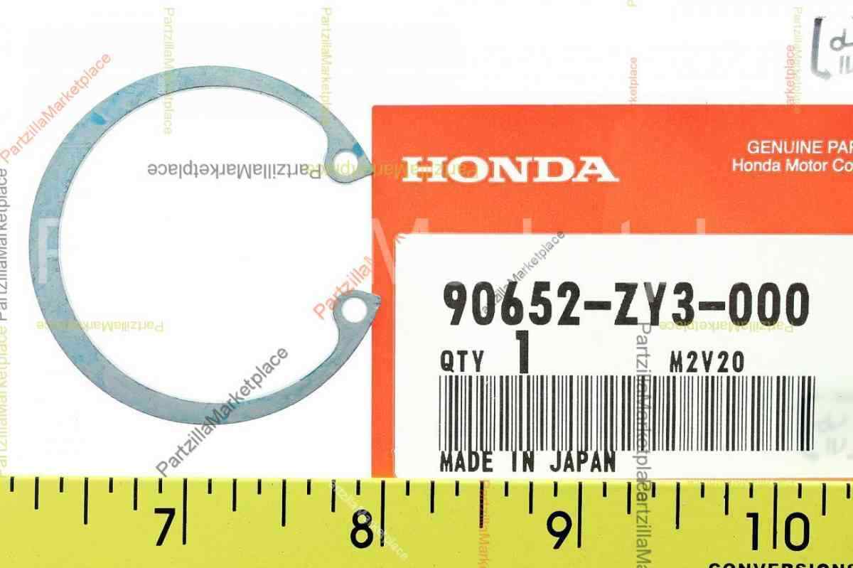 Honda 90652-ZY3-000 - CIRCLIP (INNER) (43)