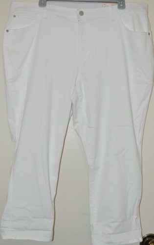 Mid-Rise Comfort Capri Pants Size 