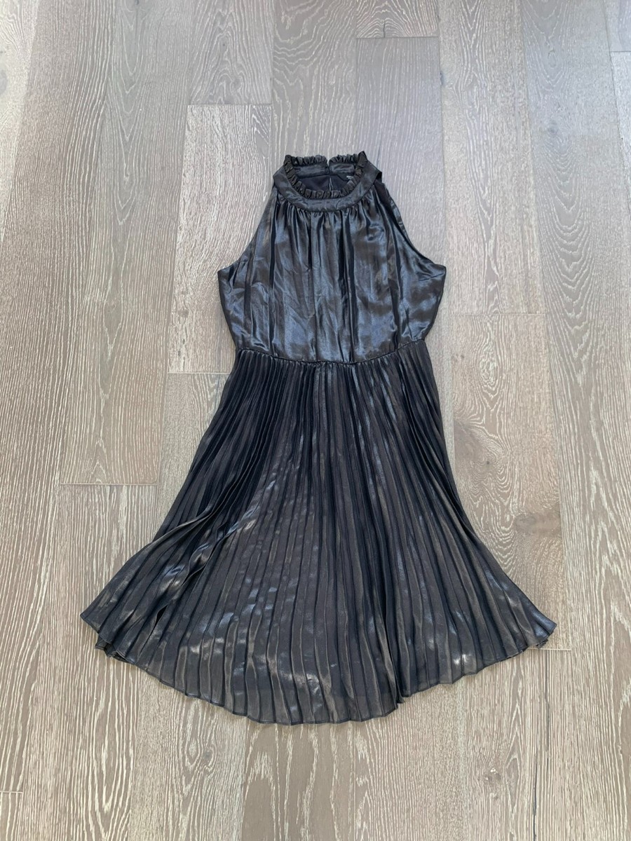 open lace back dress LOOK 7  Vera Wang