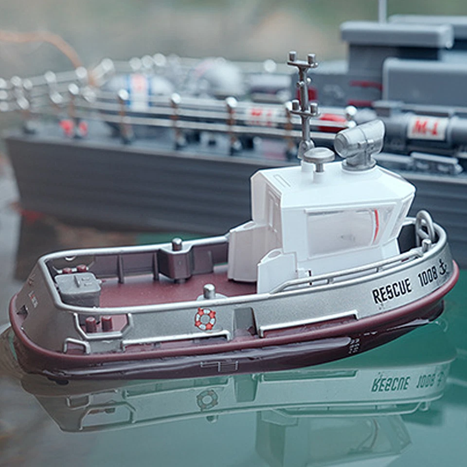 RC Boat 2.4G 1:32 Dual Motor Rechargeable Electric Boats RC Boat Toys For Kids - Image 4 of 4