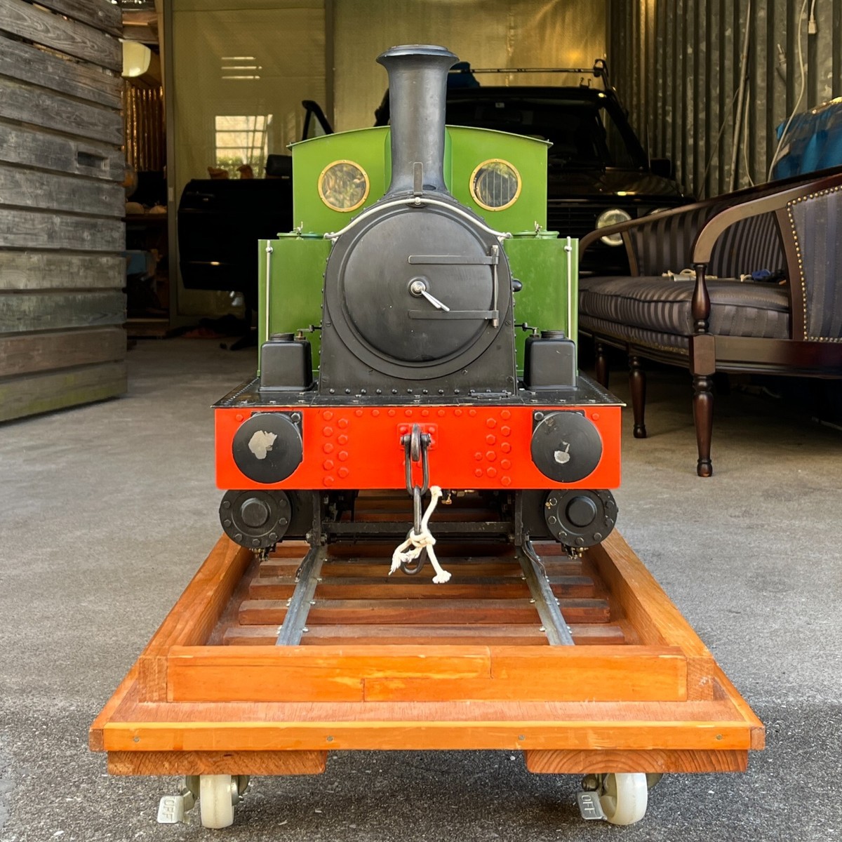 BRIDGET 0-4-2 TANK LOCOMOTIVE in 7 1/2