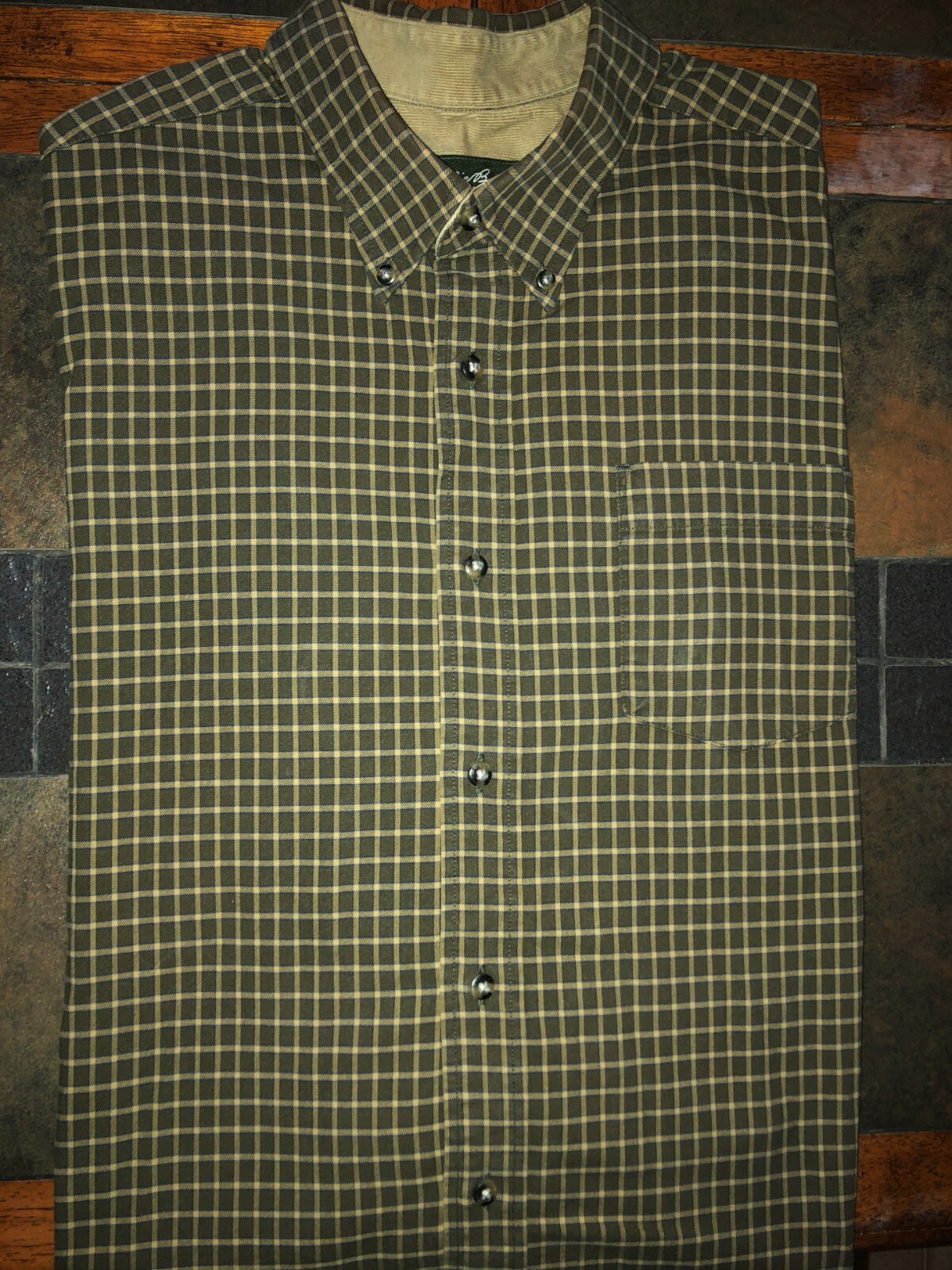 Men's Eddie Bauer Green Plaid Long Sleeve Button-Up Shirt Size Large LG L