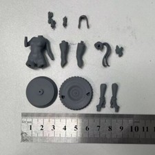 1/24 Scale Futuristic Sci-Fi Female Warrior Figure Resin Model Action Display