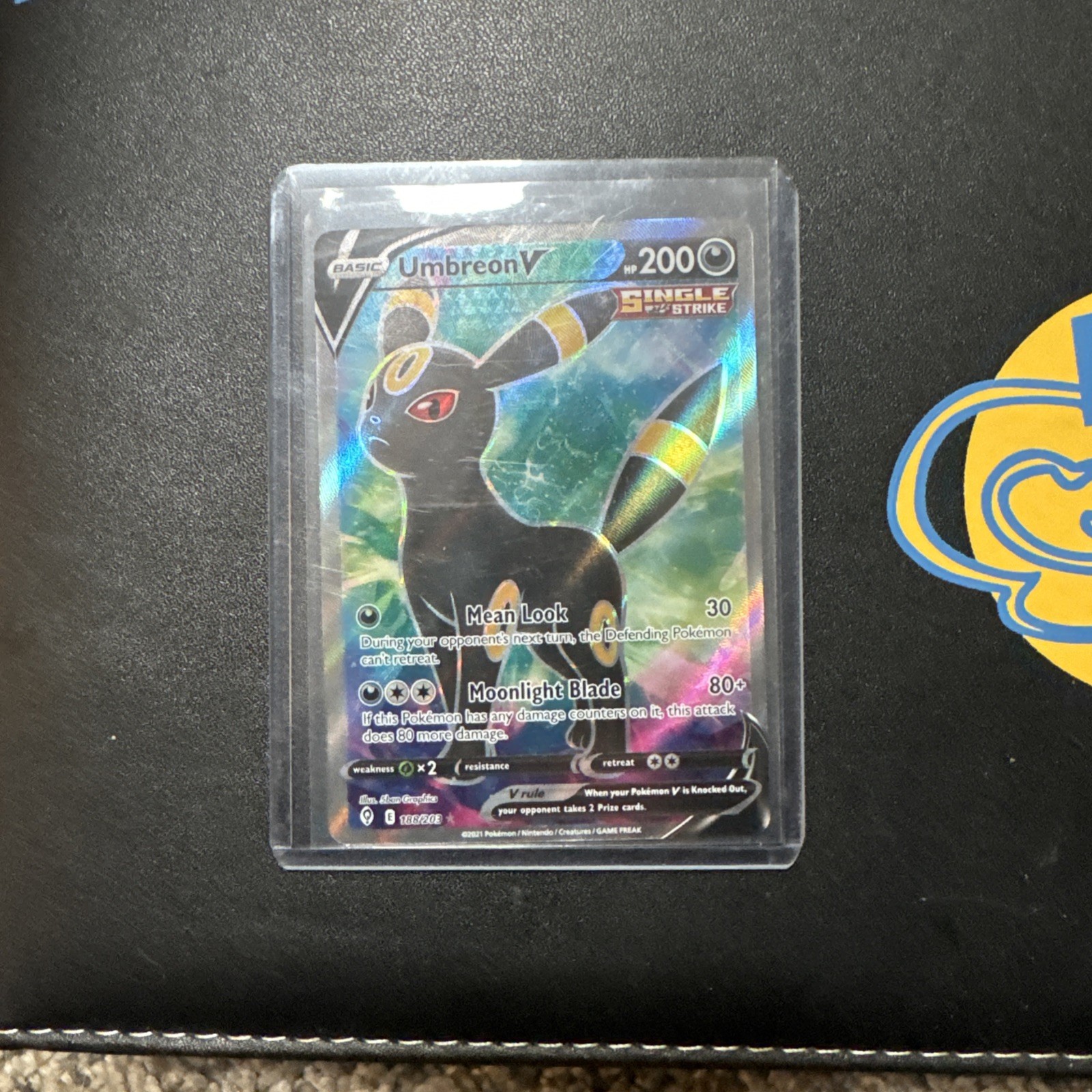 Pokemon Umbreon v Full Art Holo Card 188/203 Evolving Skies