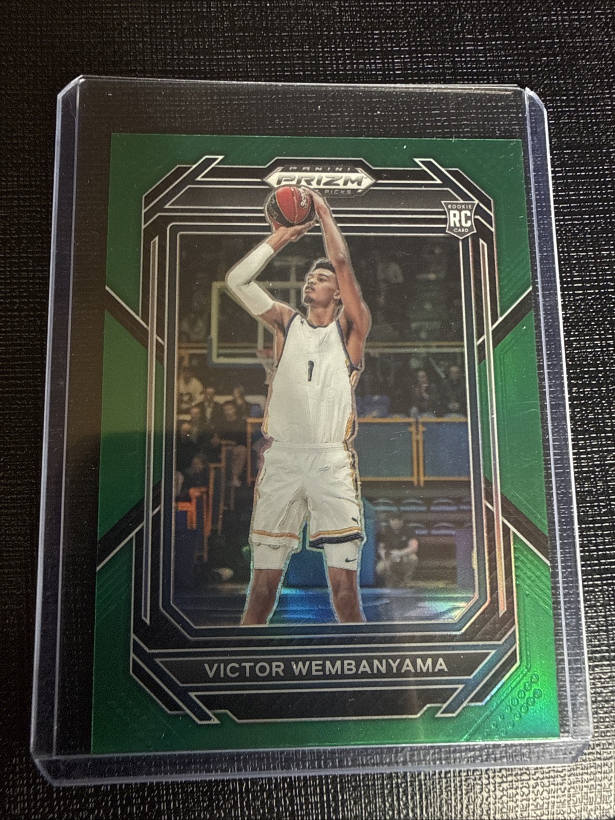 2023-24 Panini Prizm Draft Picks - Victor Wembanyama #2 Green Prizm (RC)