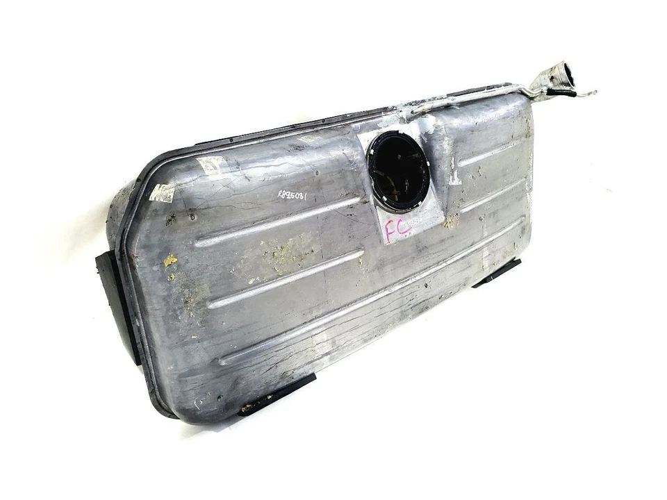 Jaguar XJS 1995 1996 OEM tanque de combustible convertible 4,0 L 6 cilindros  Foto 3 de 4