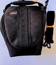 Lowepro Camera Bag Padded DSLR / Mirrorless Carry Case Adjustable Dividers Black