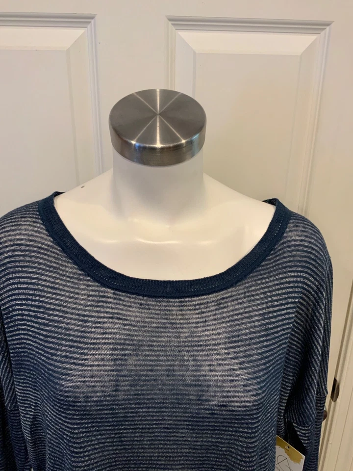 Suéter de punto fino de gran tamaño a rayas azul y plateado Vince, talla M Foto 2 de 4