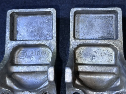 Johnson Evinrude 9.9hp 15hp OMC Lower Mounting Bracket 0329021, 0329020 - Picture 9 of 12