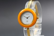 NEAR MINT Gucci Change Bezel 1100-L Gold 26mm White Dial Quartz Women's Watch