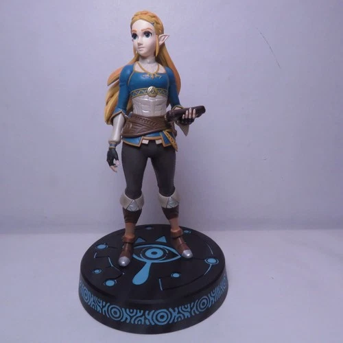 The Legend of Zelda : Breath of The Wild - Zelda Collector's Edition Statue