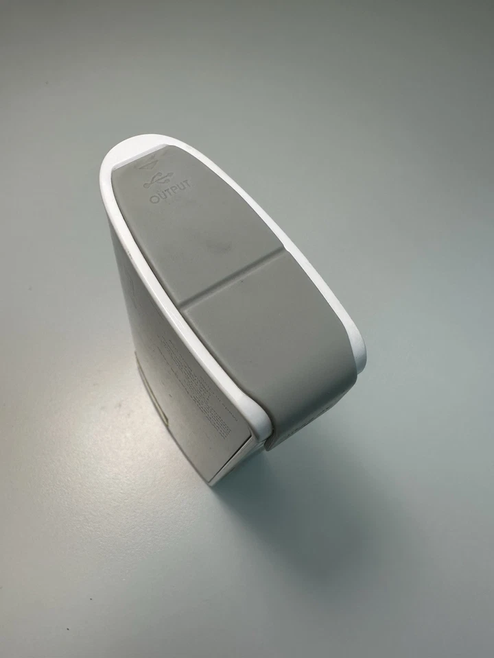 myCharge Hub 33.5Wh Portable Power Bank Rechargeable Battery - Image 3 of 4