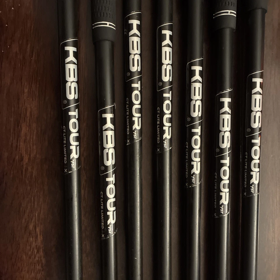 Juego combinado de hierros de golf Miura MC-501 8-9-P y CB-1008 4-7 Foto 3 de 4