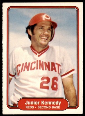1982 FLEER JUNIOR KENNEDY CINCINNATI REDS #70