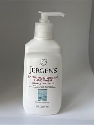 Jergens Extra Moisturizing Hand Wash Cherry-Almond 7.5 Oz.