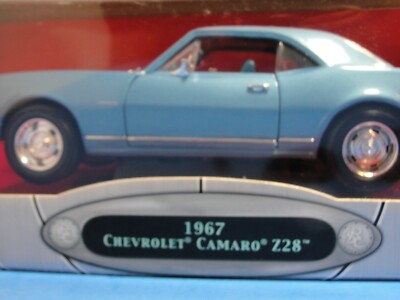 Yat Ming Road Signature 1/18 Diecast Blue 1967 Chevrolet Camaro Z