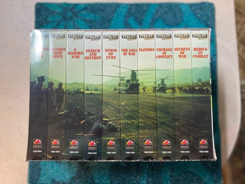 Vietnam - War in the Jungle: Box Set (VHS/EP, 1999) - Picture 2 of 5