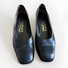 Vintage Salvatore Ferragamo Women's Size 7 1/2 B Low Heel Pump Shoes Black Italy
