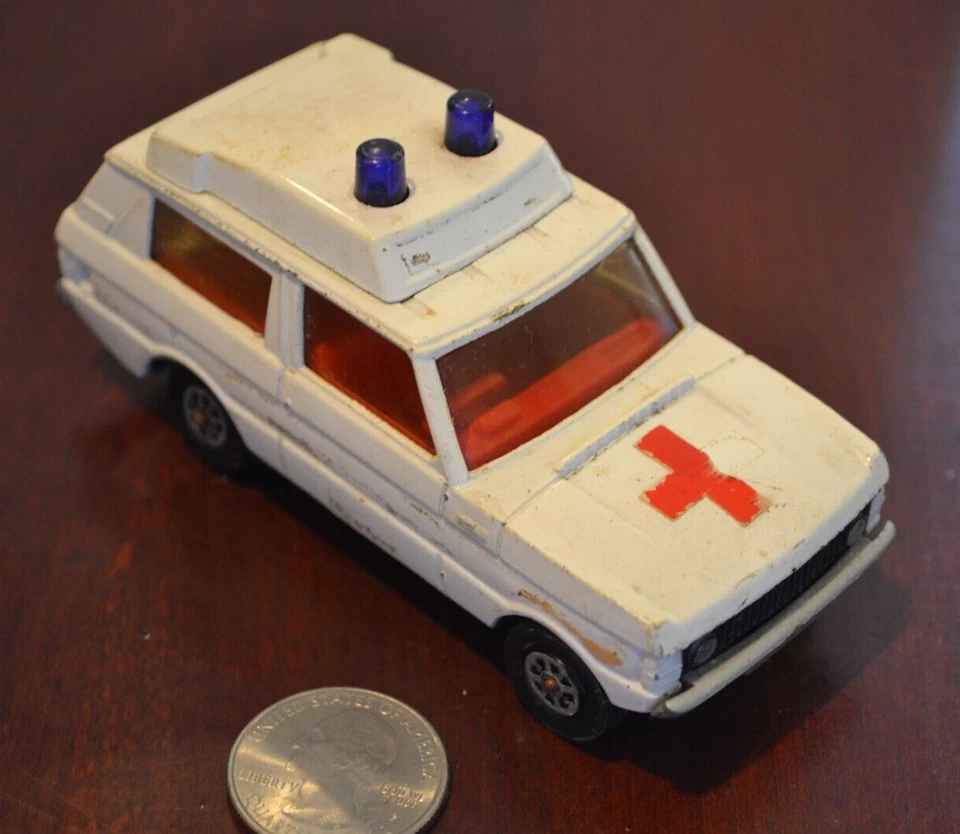 VINTAGE CORGI TOYS WHIZZWHEELS VIGILANT RANGE ROVER AMBULANCE GREAT BRITAIN - Image 3 of 4