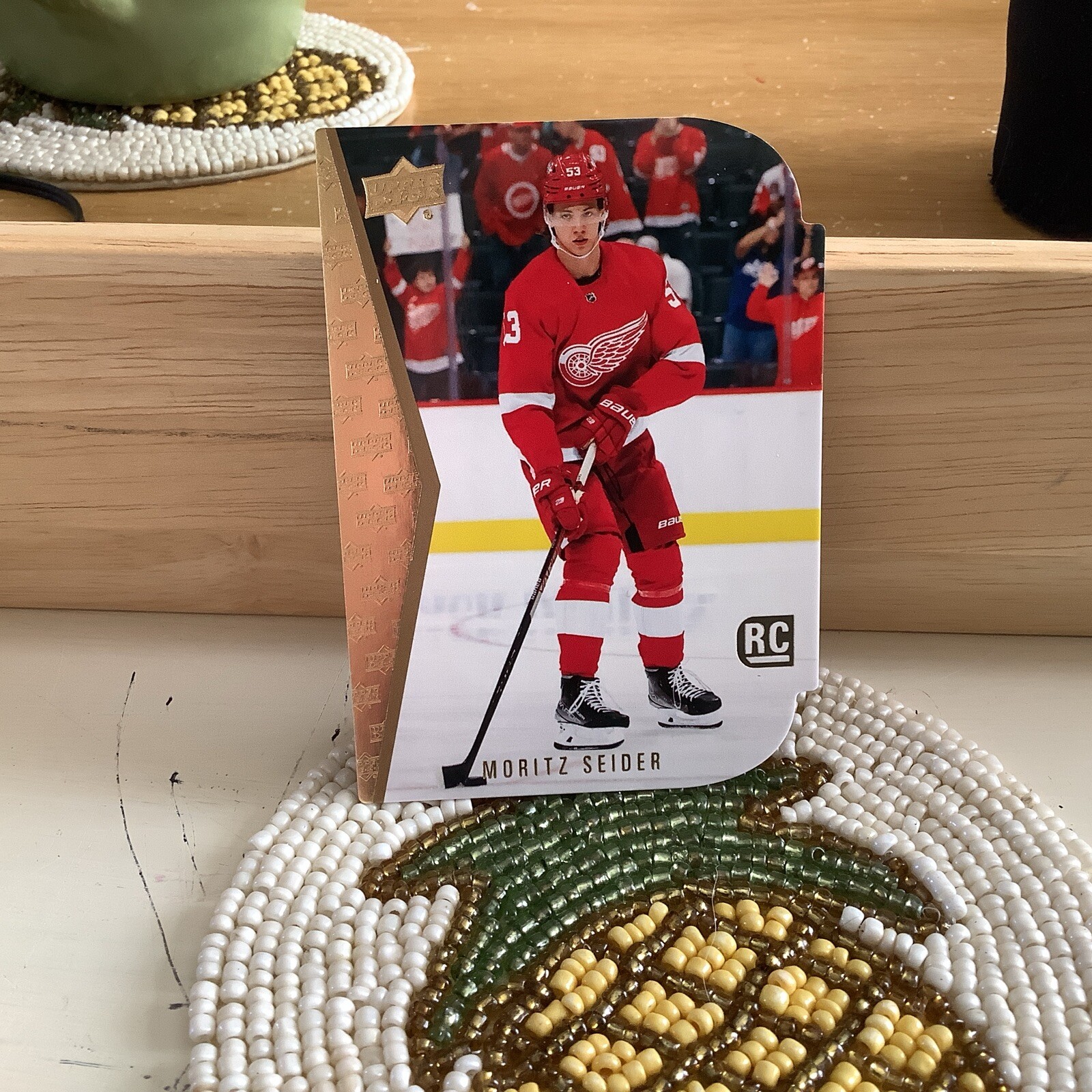 2021-22 Upper Deck Series 2 Moritz Seider RC 1994-95 Die Cut Retro Rookie RDT-15